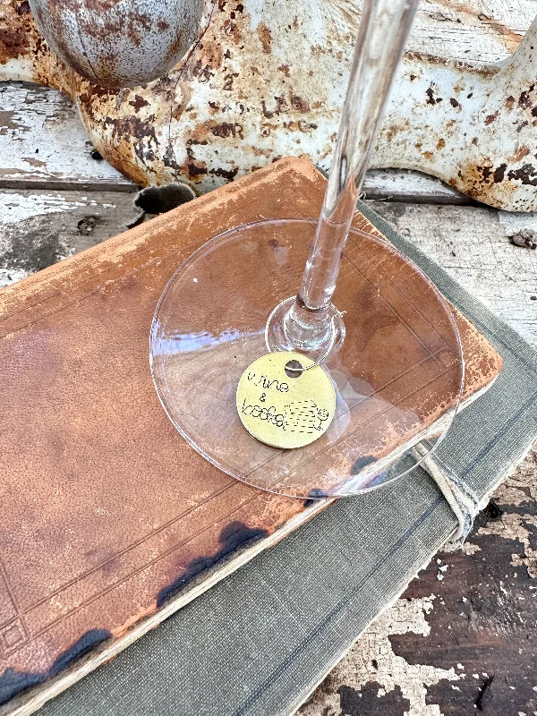 Crystal Drinkware Wine & Books Wine Tag